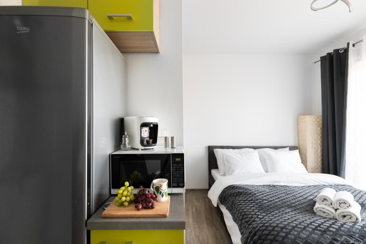 P&o Serviced - Dionizosa Apartment